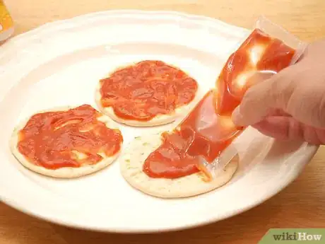 Image titled Make Pizza Lunchables Step 5