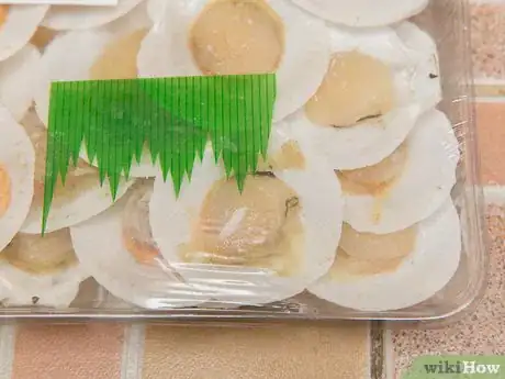 Image titled Prepare and Cook Scallops Step 1