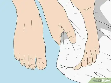 Image titled Use Foot Baths for Athlete’s Foot Step 3