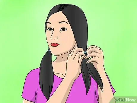 Image titled Cut Your Own Long Hair Step 44