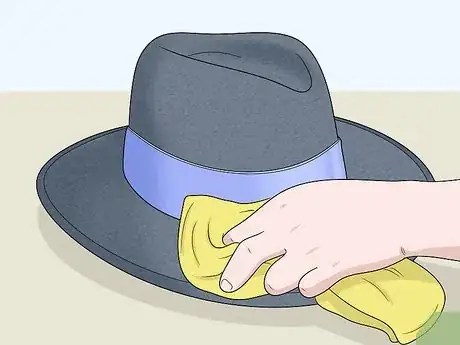 Image titled Clean a Felt Hat Step 3