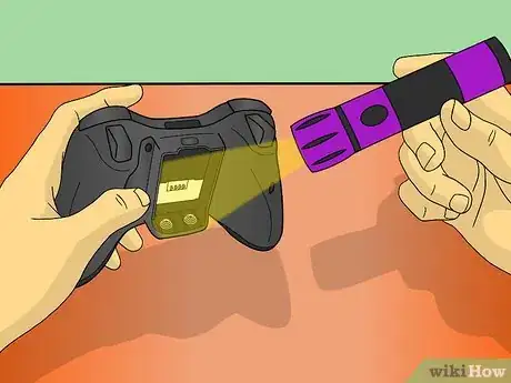 Image titled Fix an Xbox 360 Wireless Controller That Keeps Shutting Off Step 4