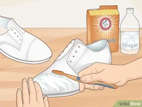 Image titled Use Baking Soda and Vinegar for Cleaning Step 10