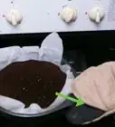 Make a Simple Chocolate Cake