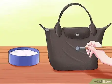 Image titled Wash a Longchamp Bag Step 1