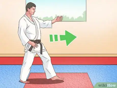 Image titled Roll in Jiu Jitsu Step 3