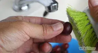 Wash Grapes