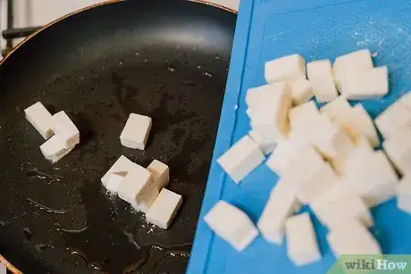 Image titled Cook Smoked Tofu Step 1