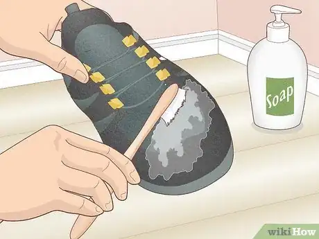 Image titled Clean Merrell Shoes Step 2