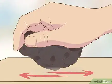 Image titled Find a Meteorite Step 11