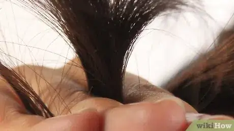 Image titled Trim Your Own Split Ends Step 9