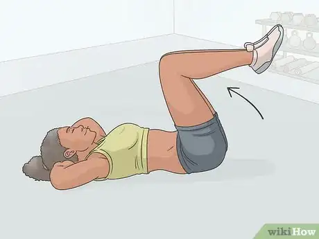 Image titled Do Knee Crunches Step 10