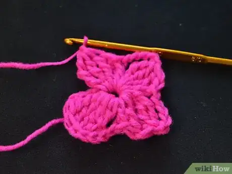 Image titled Bavarian Crochet Step 3