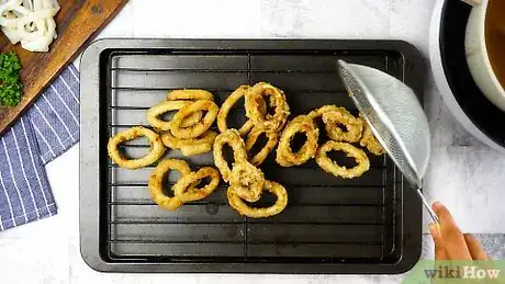 Image titled Cook Calamari Step 7