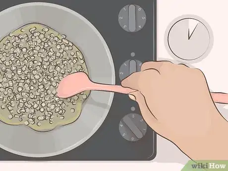 Image titled Cook Giant Puffball Mushrooms Step 3