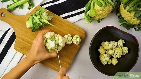 Image titled Blanch Cauliflower Step 2