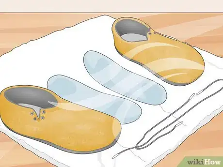 Image titled Clean Felt Shoes Step 13