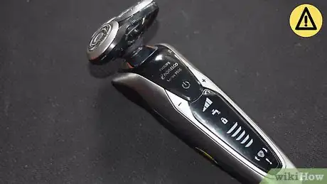 Image titled Clean an Electric Razor Step 1