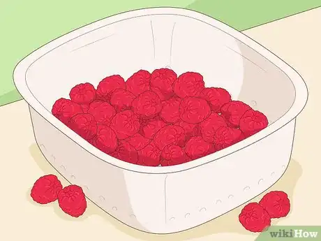 Image titled Clean Raspberries Step 2