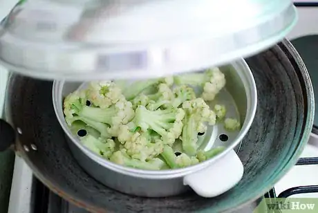 Image titled Steam Food in a Wok, Pan or Pot Step 6