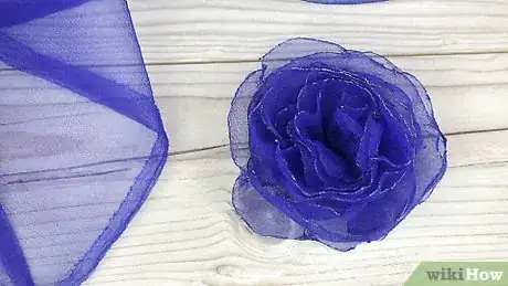 Image titled Make Organza Flowers Step 7