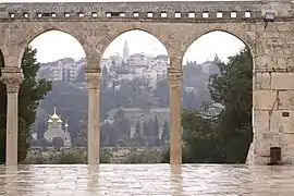 The eastern colonnade (background: Church of Mary Magdalene)