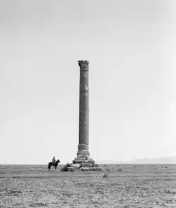 A photograph of the column from the first quarter of the 20th century