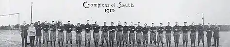 Black & white image illustrating the 1913 Auburn University American football players in their uniforms.