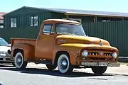 1953 Ford F-100