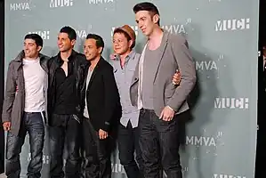 Neverest with Howie Dorough at the 2011 MuchMusic Video Awards