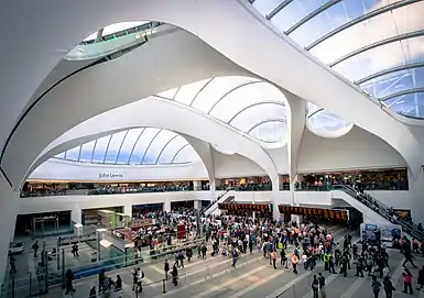 Central atrium of Birmingham New Street railway station