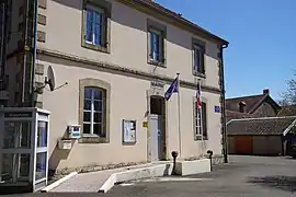 The town hall in Villafans