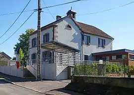 The town hall in Linexert