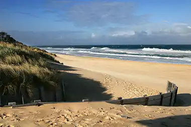 Ninety Mile Beach at Lakes Entrance