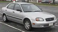 Suzuki Esteem sedan (first facelift, US)