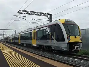 Overhead lines in Auckland, New Zealand (25 kV AC)