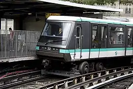 MP 89 CC at Bastille station (2008)