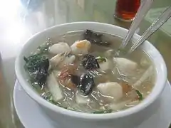 A bowl of Tekwan