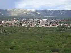 Acari skyline.