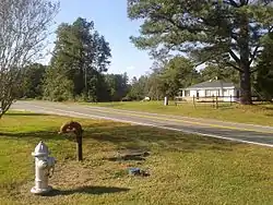 House and roadway in Quinton