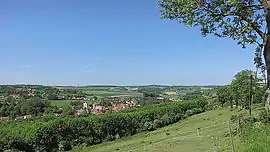 A general view of Acquin-Westbécourt