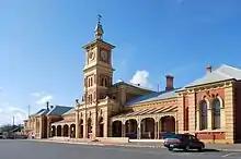 The Victorian Italianate Albury railway station.