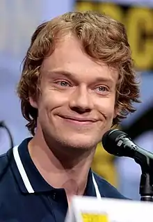 Alfie Allen (Theon Greyjoy)