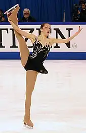 Y spin - ankle hold(Alissa Czisny)