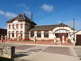 The town hall in Allainville