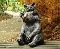 Amy and Oliver the bronze koalas (by artist Glenys Lindsay)