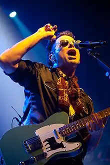 Calamaro performing in 2010