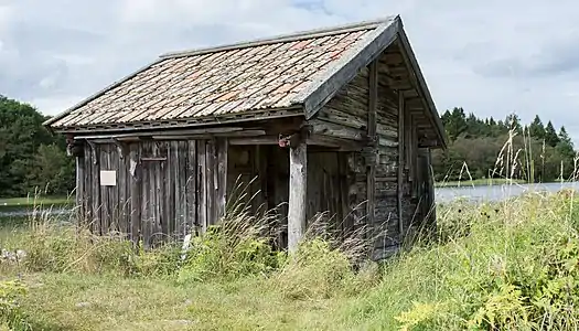 Arholma, abandoned boathouse