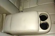 Rear-seat center armrest