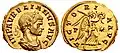 Aureus of the emperor Aurelian (r. 270–275) wearing a laurel wreath on the obverse, with Victoria presenting another on the reverse